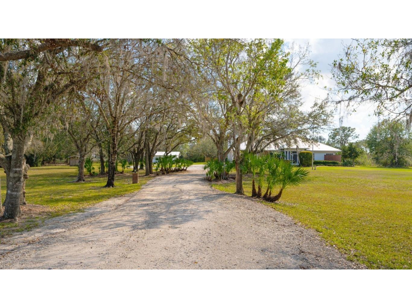 1950 Bern Creek Loop Sarasota FL 34240 A4669098 image7