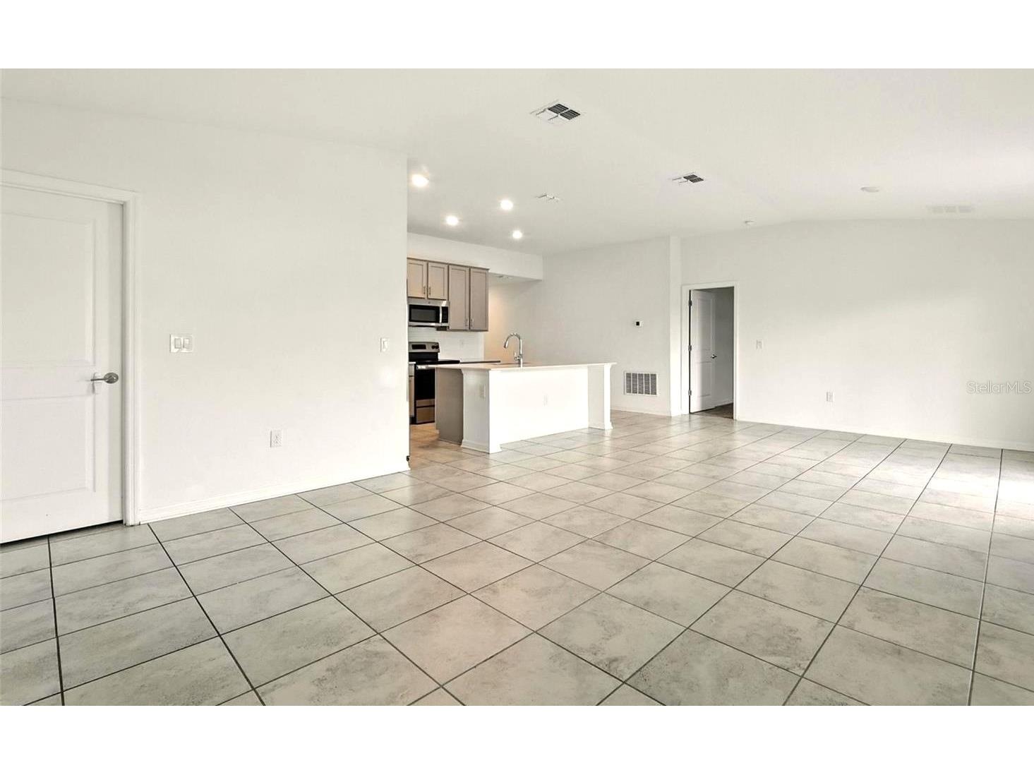 1950 Birnham Wood Bend Kissimmee FL 34746 O6368372 image3