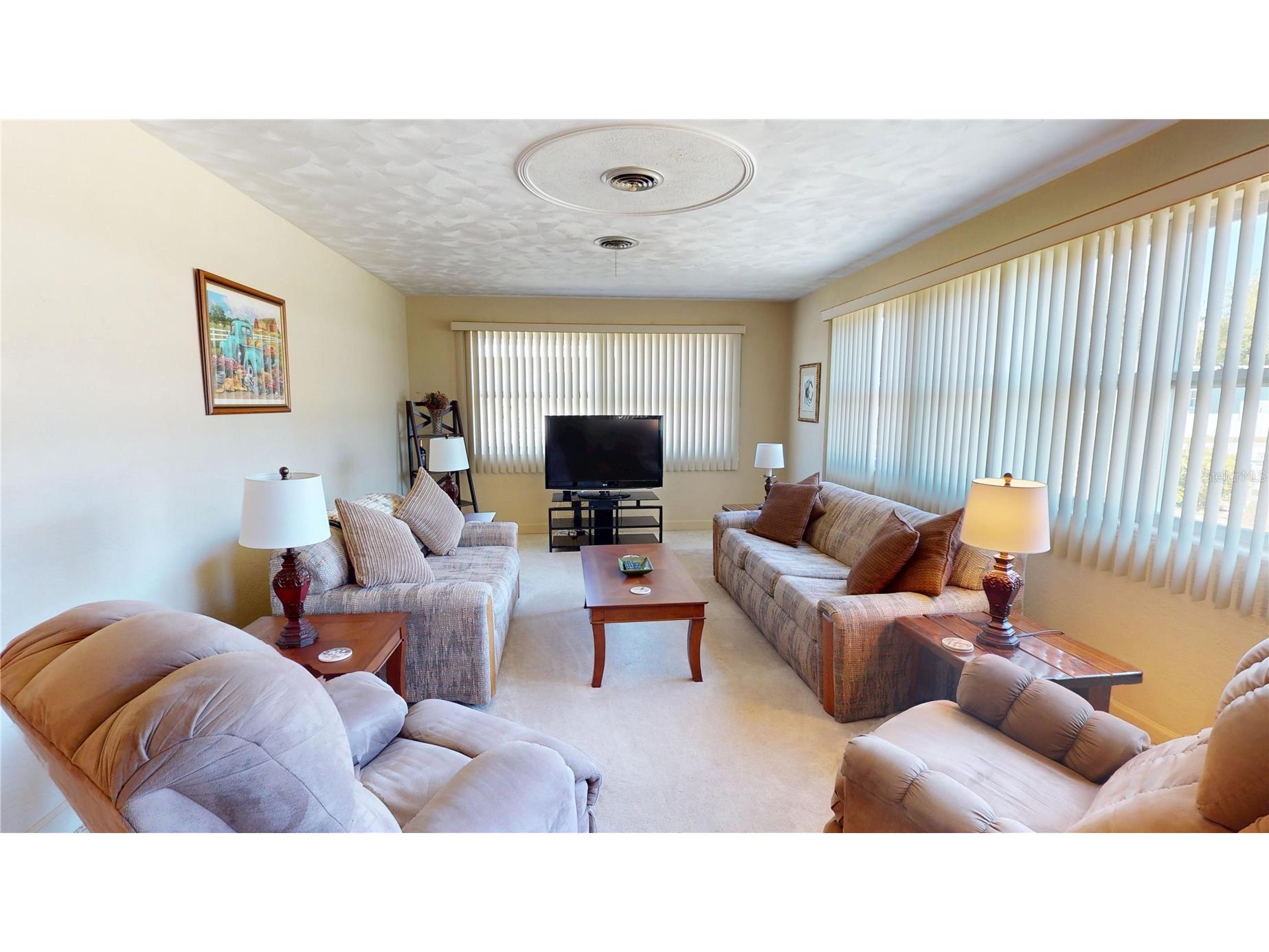 1950 Golfview Boulevard South Daytona FL 32119 TB8487272 image3