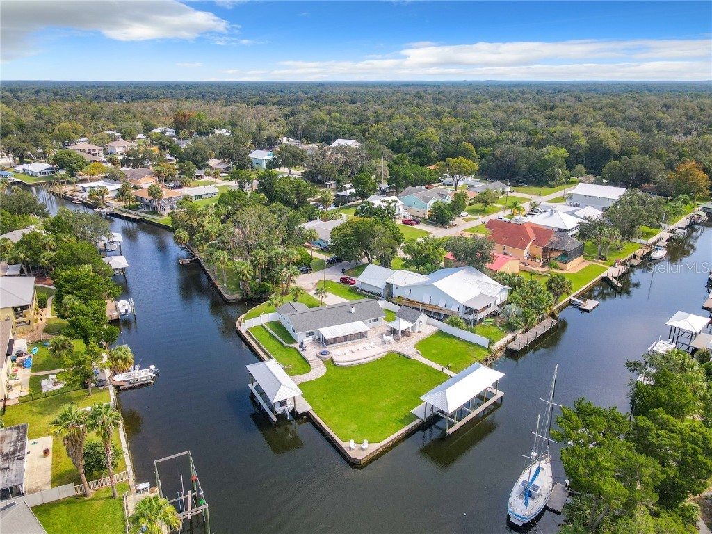 1950 NW 16th Street Crystal River FL 34428 OM664745 image1