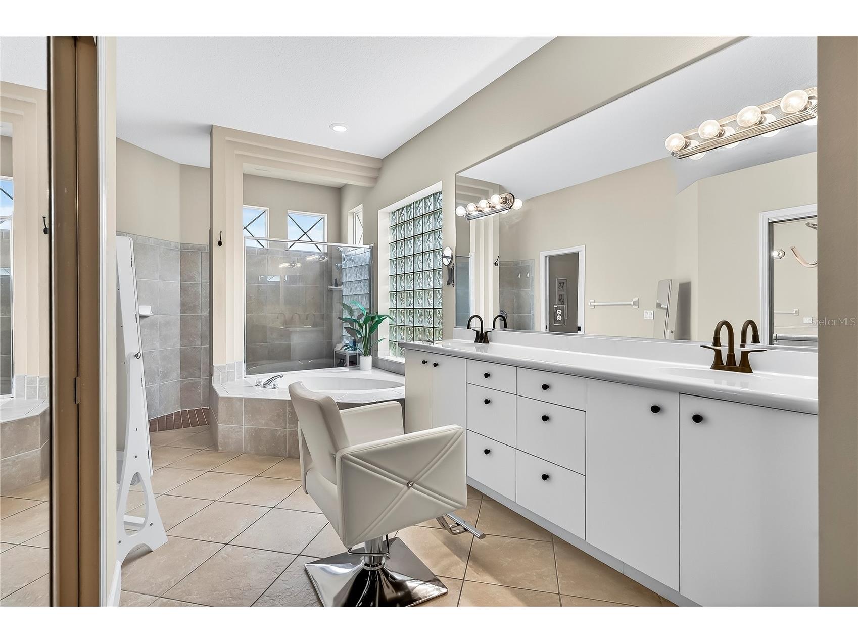 1950 Southcreek Boulevard Port Orange FL 32128 V4948139 image28