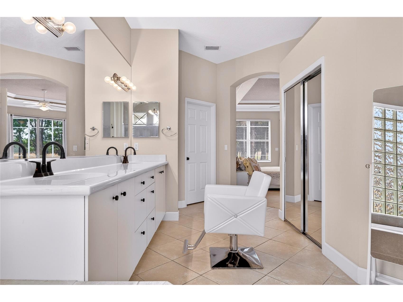 1950 Southcreek Boulevard Port Orange FL 32128 V4948139 image31