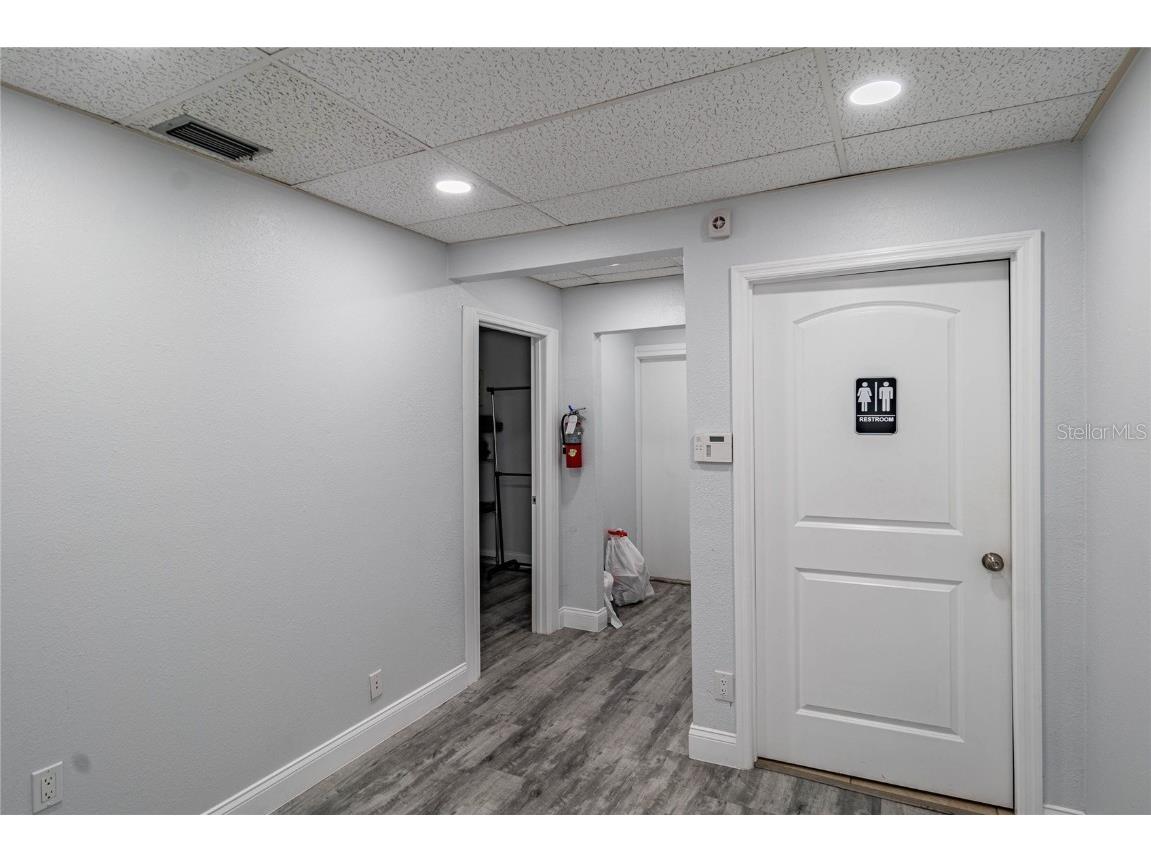 1950 W Dr Martin Luther King Jr Boulevard Tampa FL 33607 TB8300552 image23