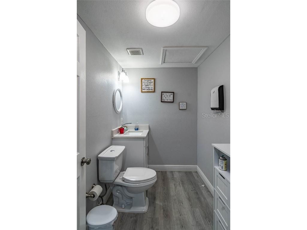 1950 W Dr Martin Luther King Jr Boulevard Tampa FL 33607 TB8300552 image28