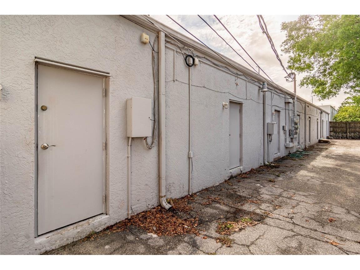 1950 W Dr Martin Luther King Jr Boulevard Tampa FL 33607 TB8300552 image9