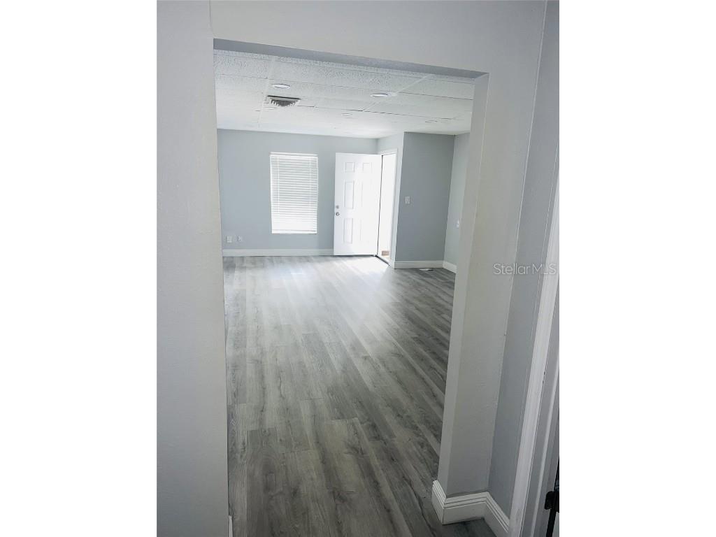 1950 W Dr Martin Luther King Jr Boulevard Tampa FL 33607 TB8303479 image3