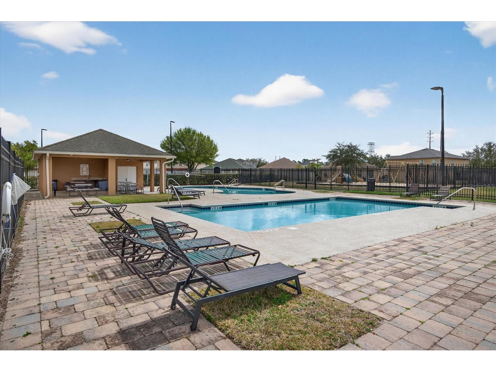 19500 Glen Elm Way Orlando FL 32833 O6388357 image40