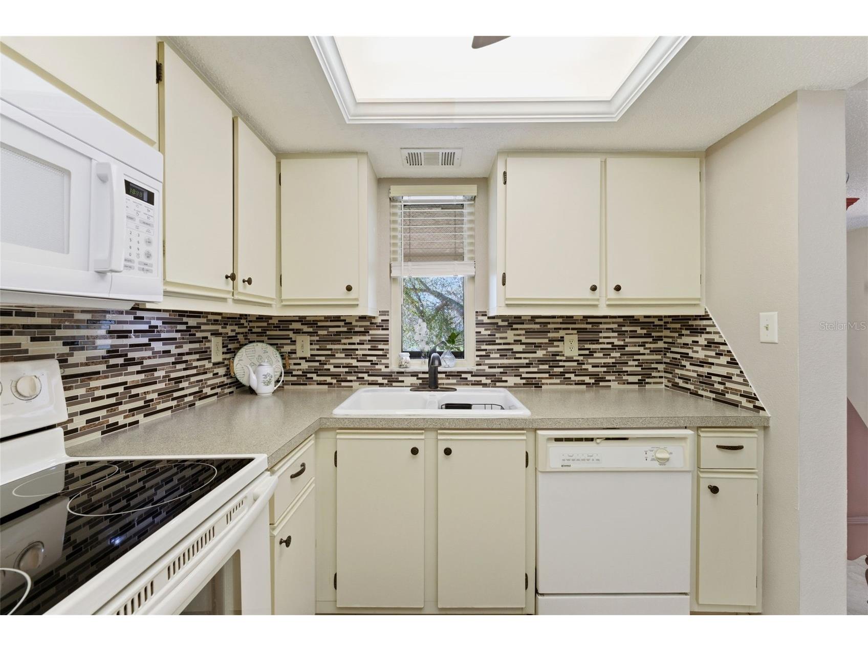 19505 Quesada Avenue #P202 Port Charlotte FL 33948 C7522937 image17