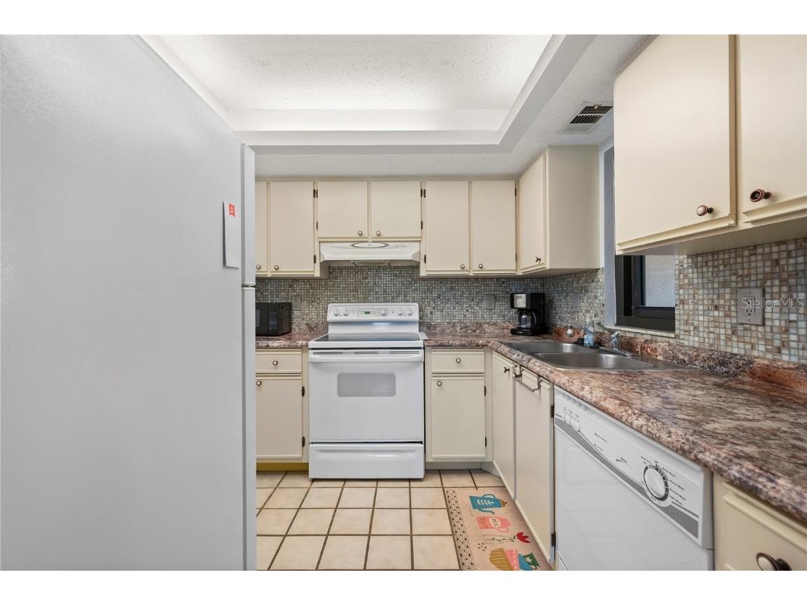 19505 Quesada Avenue #U203 Port Charlotte FL 33948 C7519659 image11