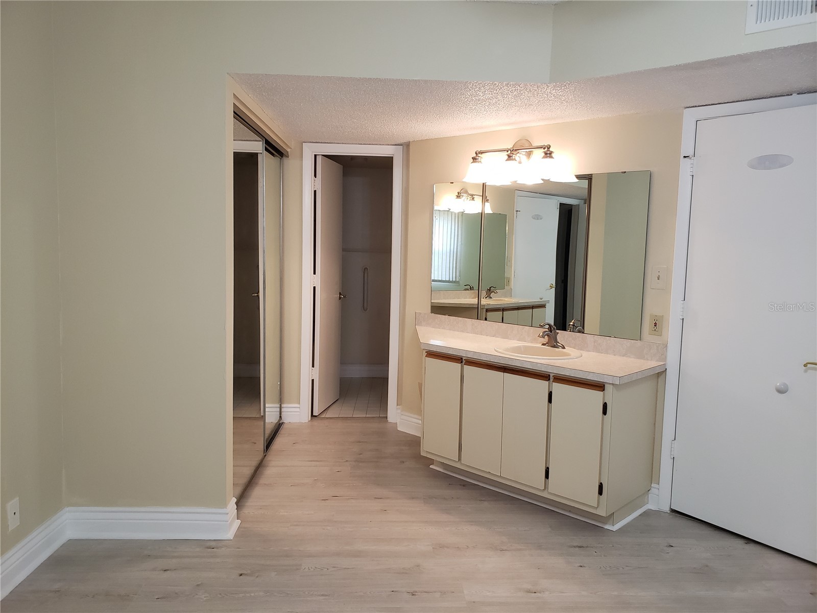 19505 Quesada #OO103 Port Charlotte FL 33948 C7527410 image7