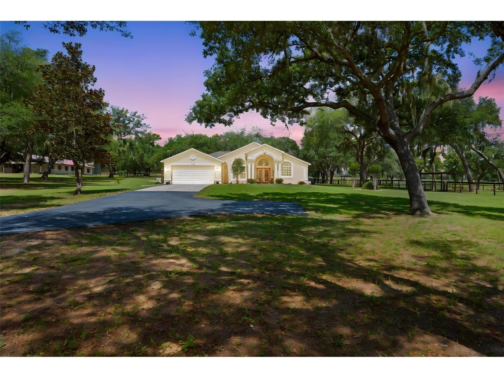 19509 Paso Fino Way Dade City FL 33523 W7886224 image1