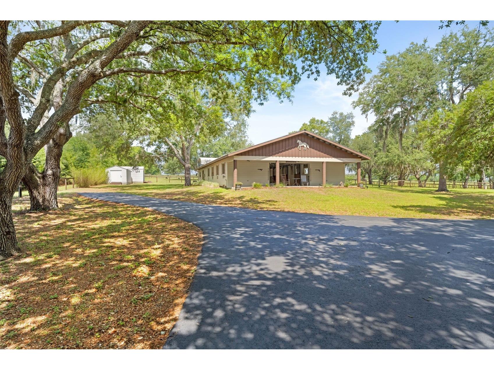 19509 Paso Fino Way Dade City FL 33523 W7886224 image27