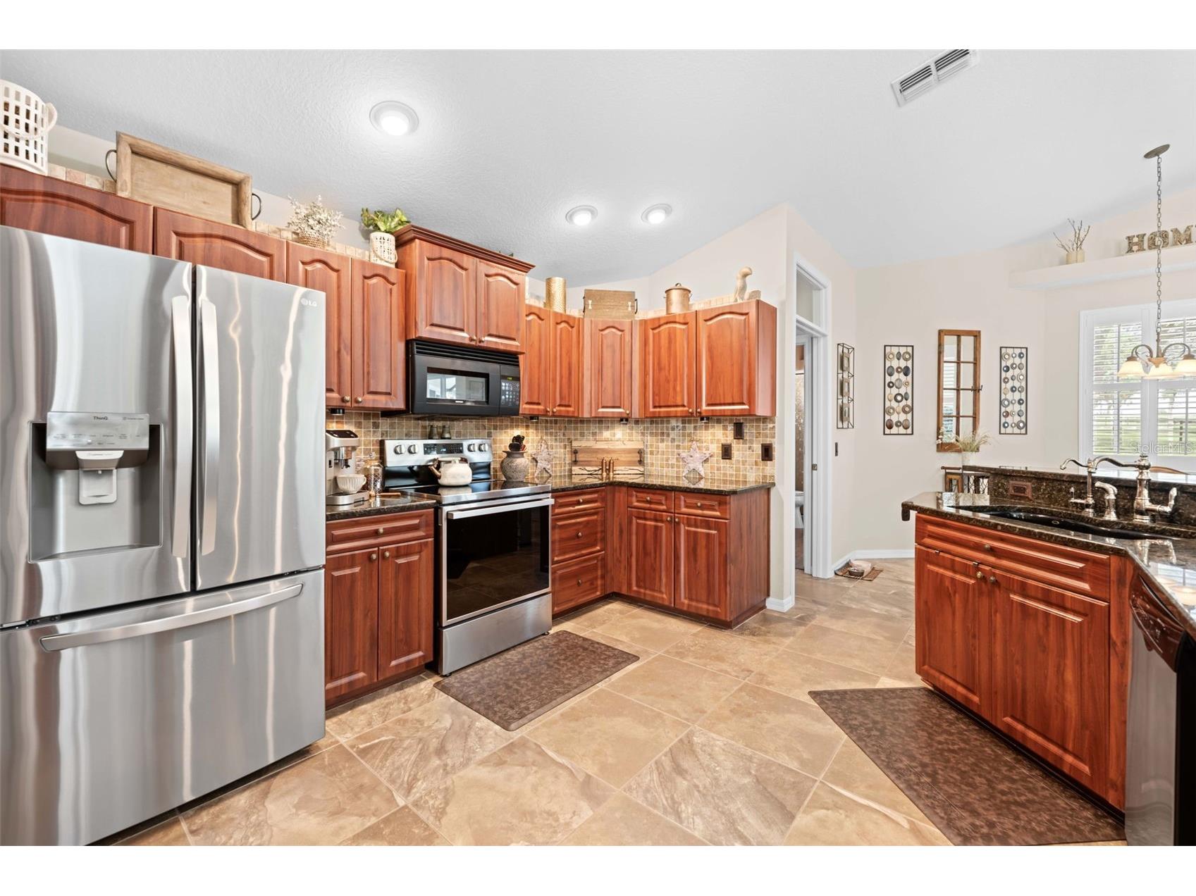 19509 Paso Fino Way Dade City FL 33523 W7886224 image62