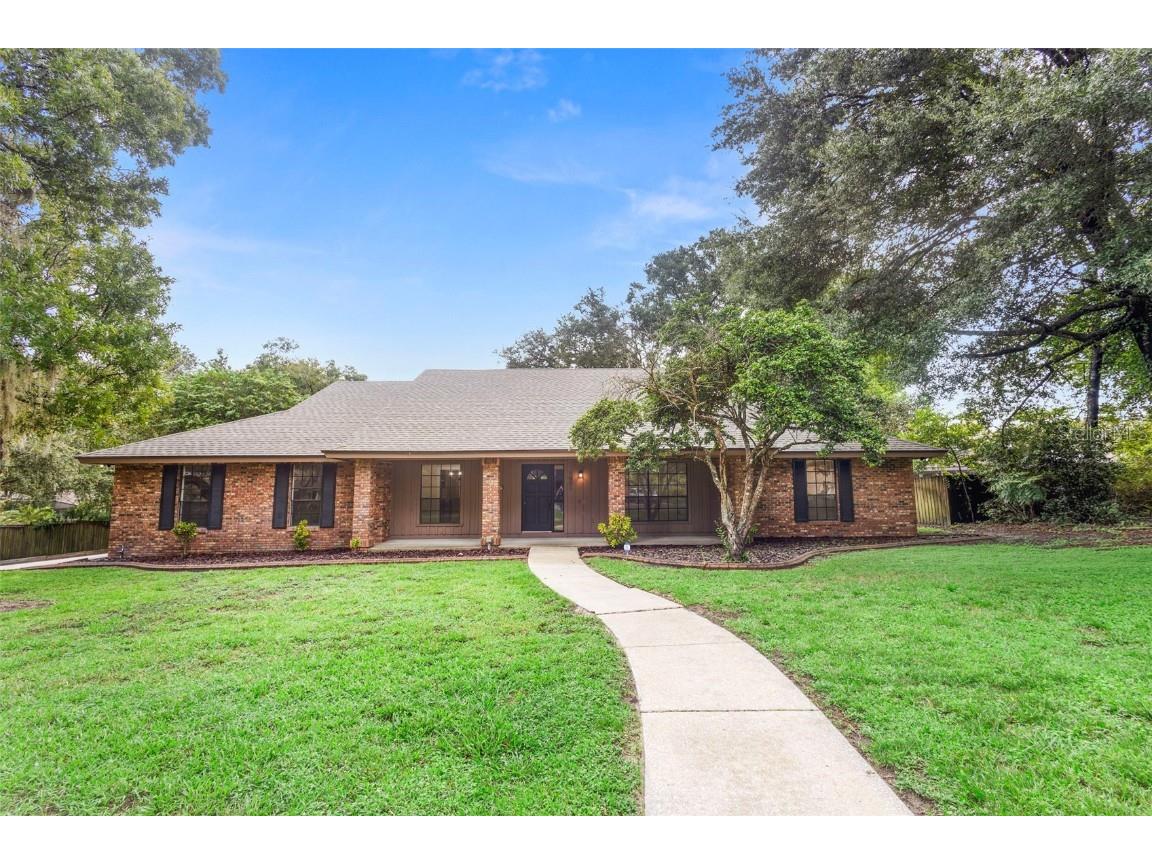 1951 Lost Pine Lane Apopka FL 32712 V4944877 image1