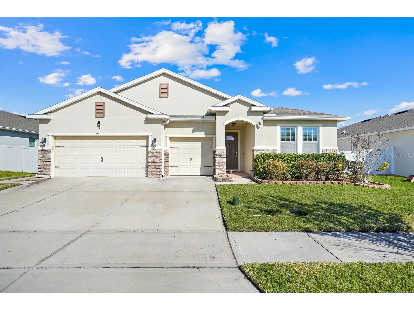 1951 Partin Terrace Road Kissimmee FL 34744 O6371923 image1