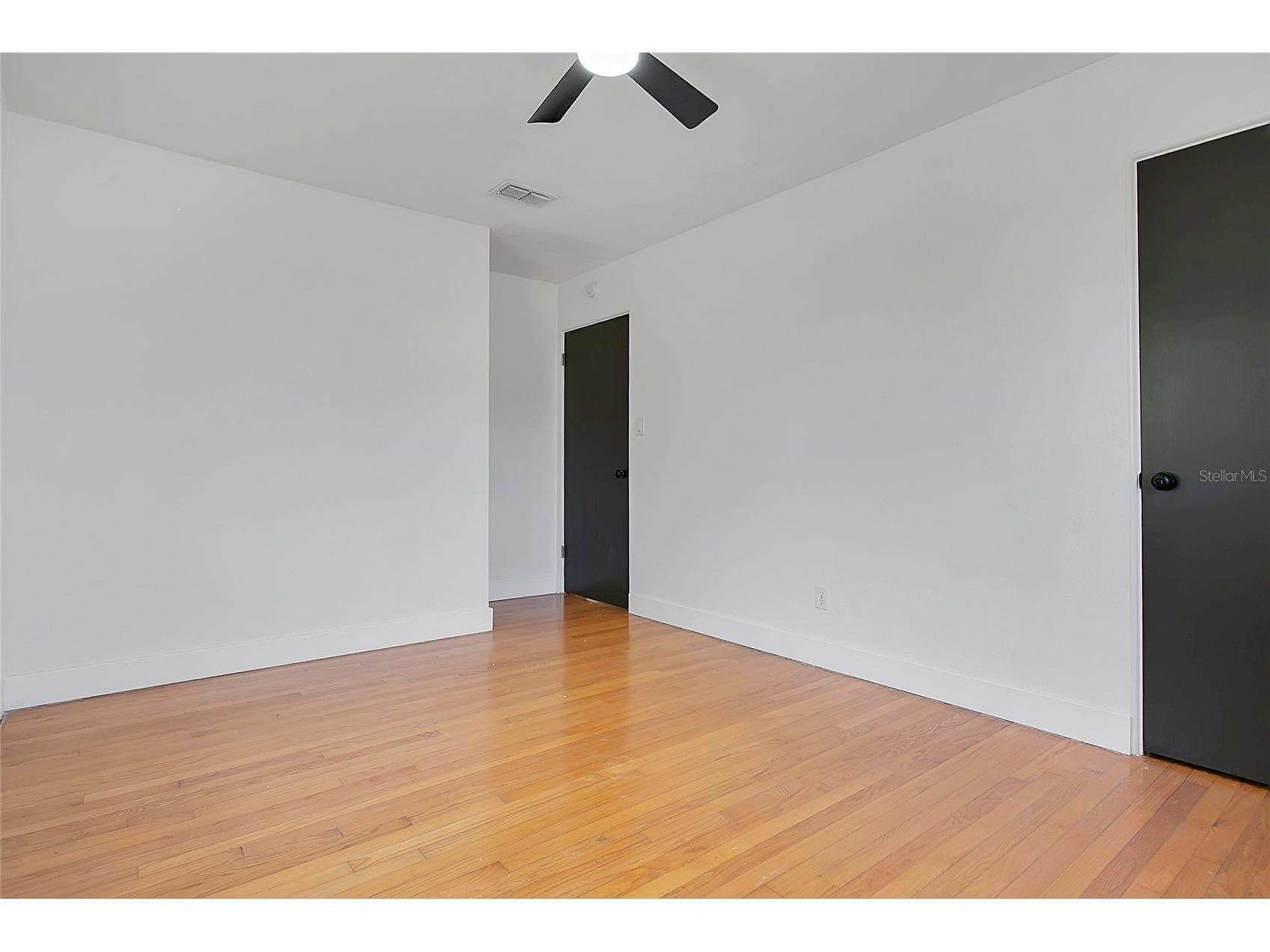 1951 S Crystal Lake Drive Orlando FL 32806 O6392153 image17