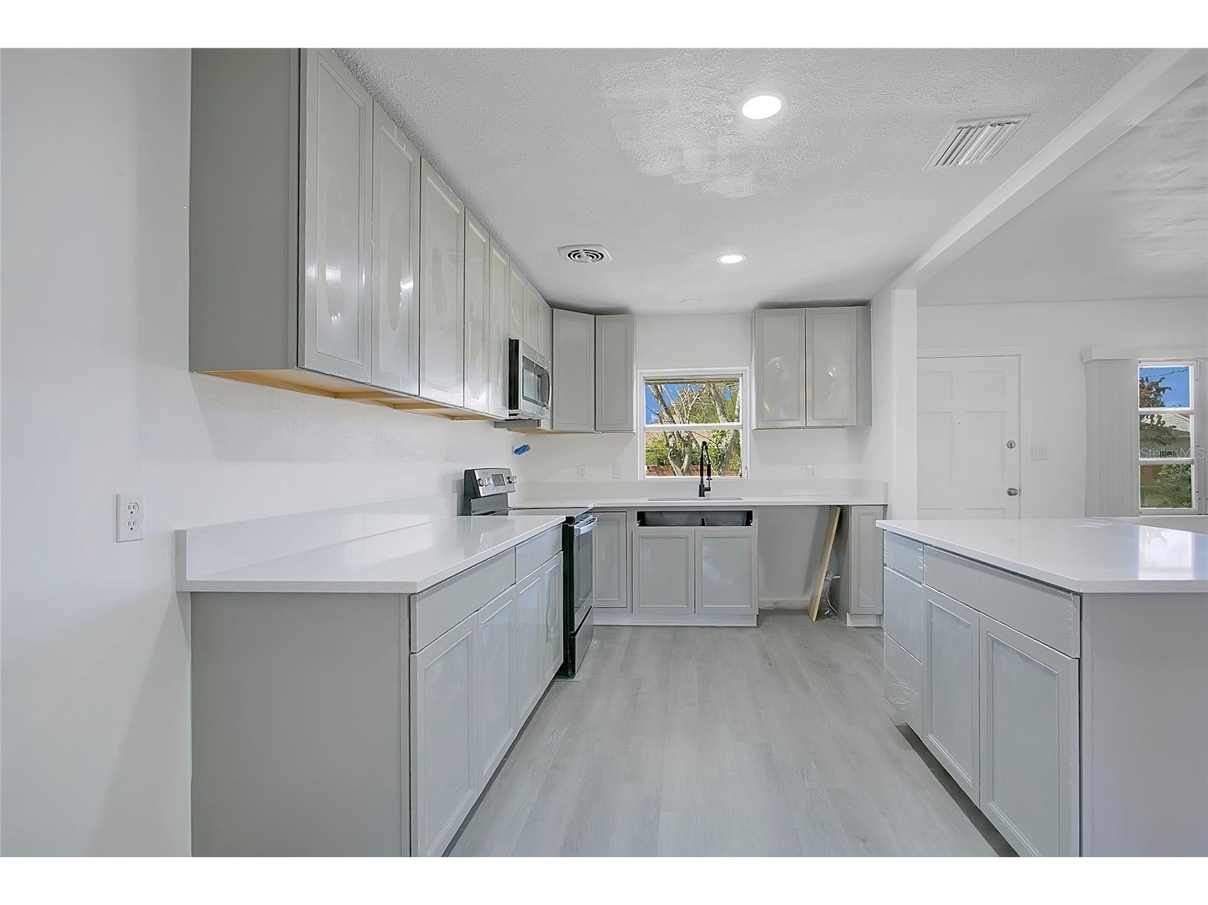 1951 S Crystal Lake Drive Orlando FL 32806 O6392153 image9