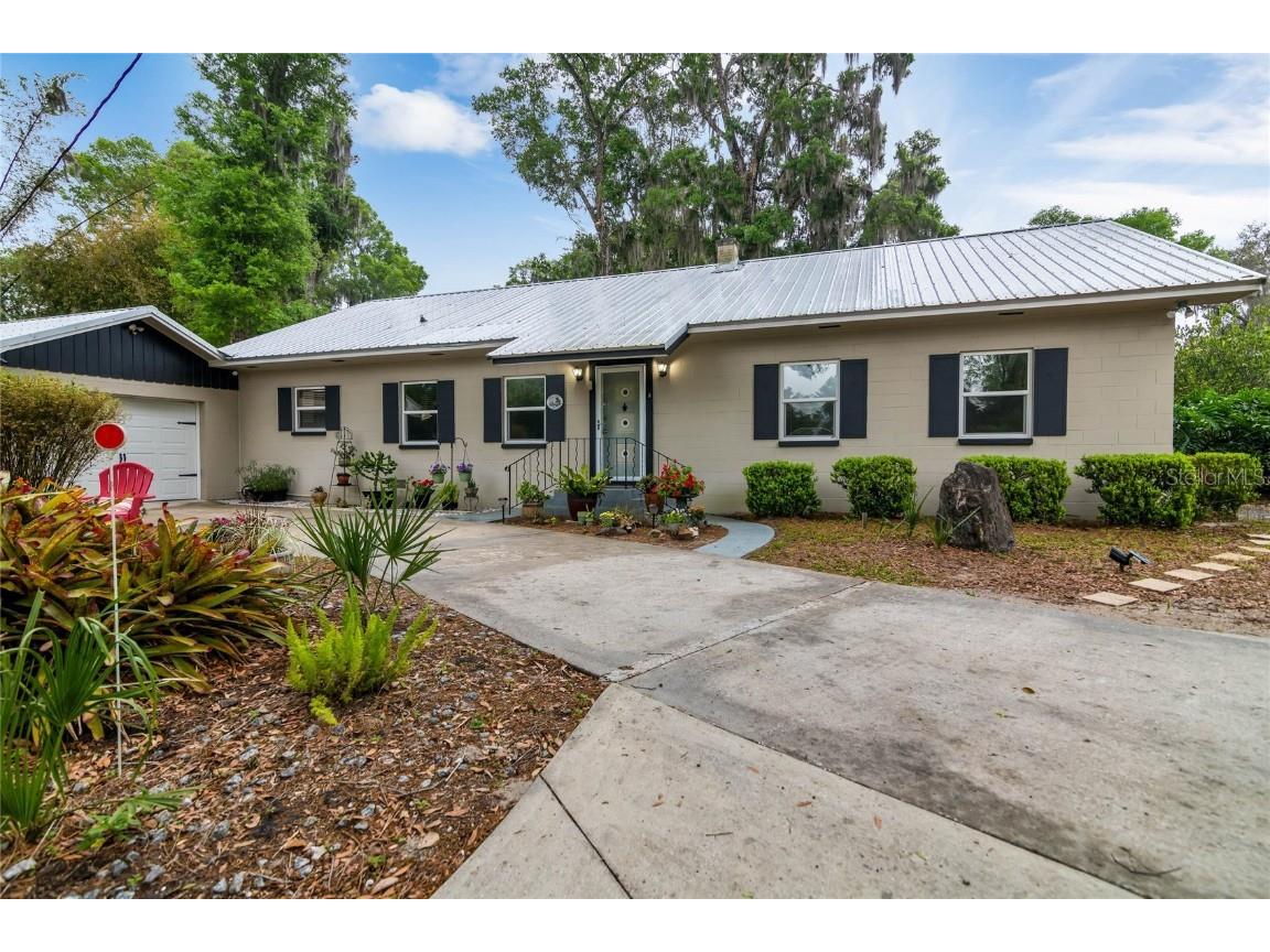 1951 Van Cleef Road Deland FL 32720 V4935258 image1