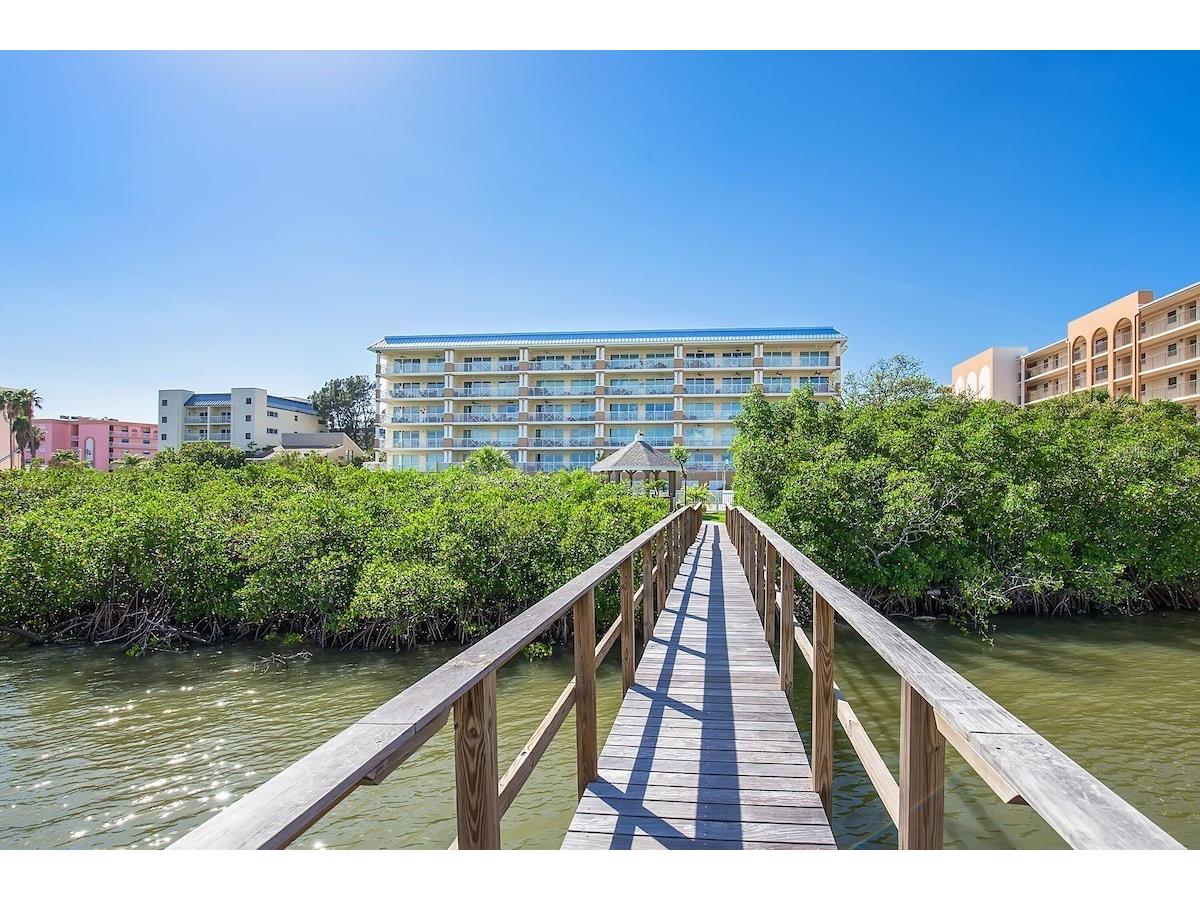 19519 Gulf Boulevard #206 Indian Shores FL 33785 - INTERCOASTAL TB8464386 image24