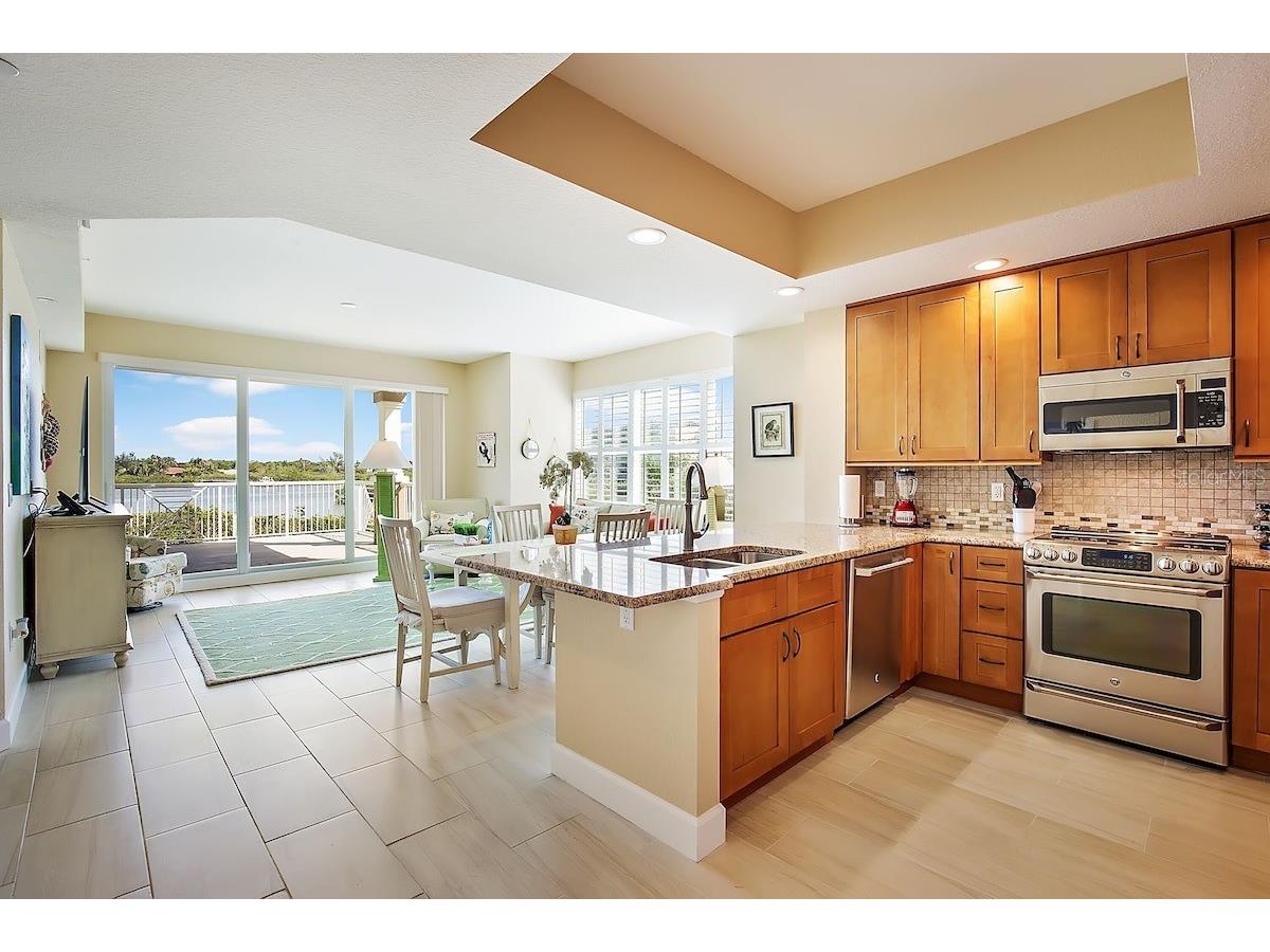 19519 Gulf Boulevard #206 Indian Shores FL 33785 - INTERCOASTAL TB8464386 image8