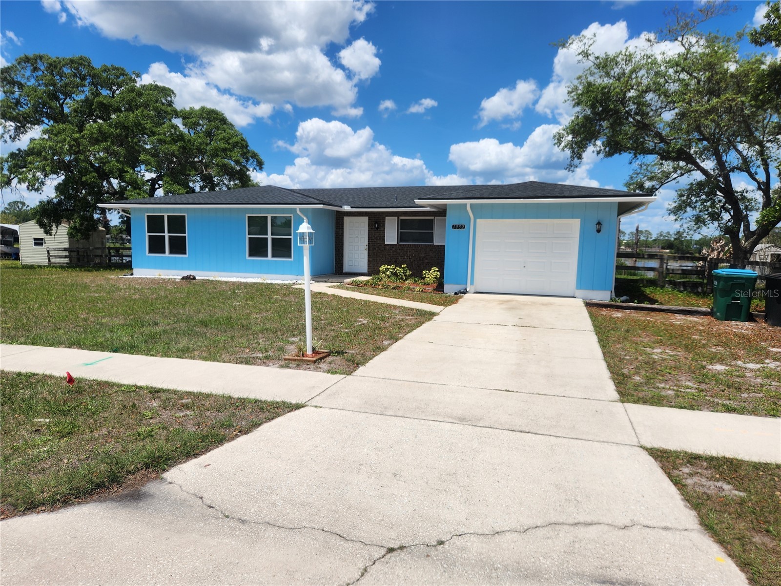 1952 English Drive Deltona FL 32738 - ANGELA LAKE O6401394 image2
