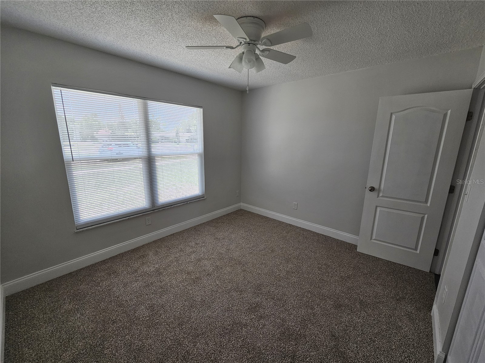 1952 English Drive Deltona FL 32738 - ANGELA LAKE O6401394 image39