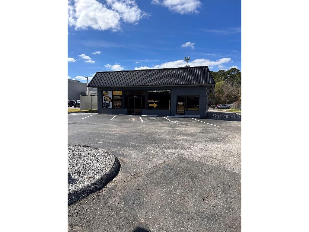 1952 N Main Street Gainesville FL 32609 GC511237 image1