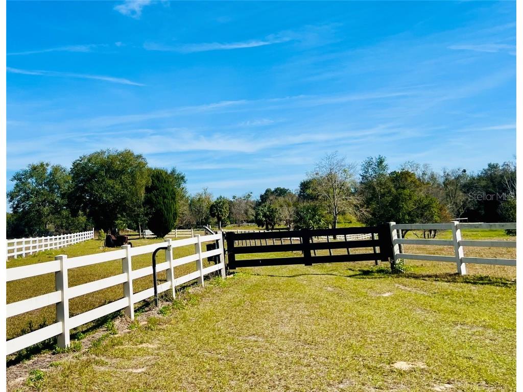 19528 Sugarloaf Mountain Road Clermont FL 34711 G5078263 image1