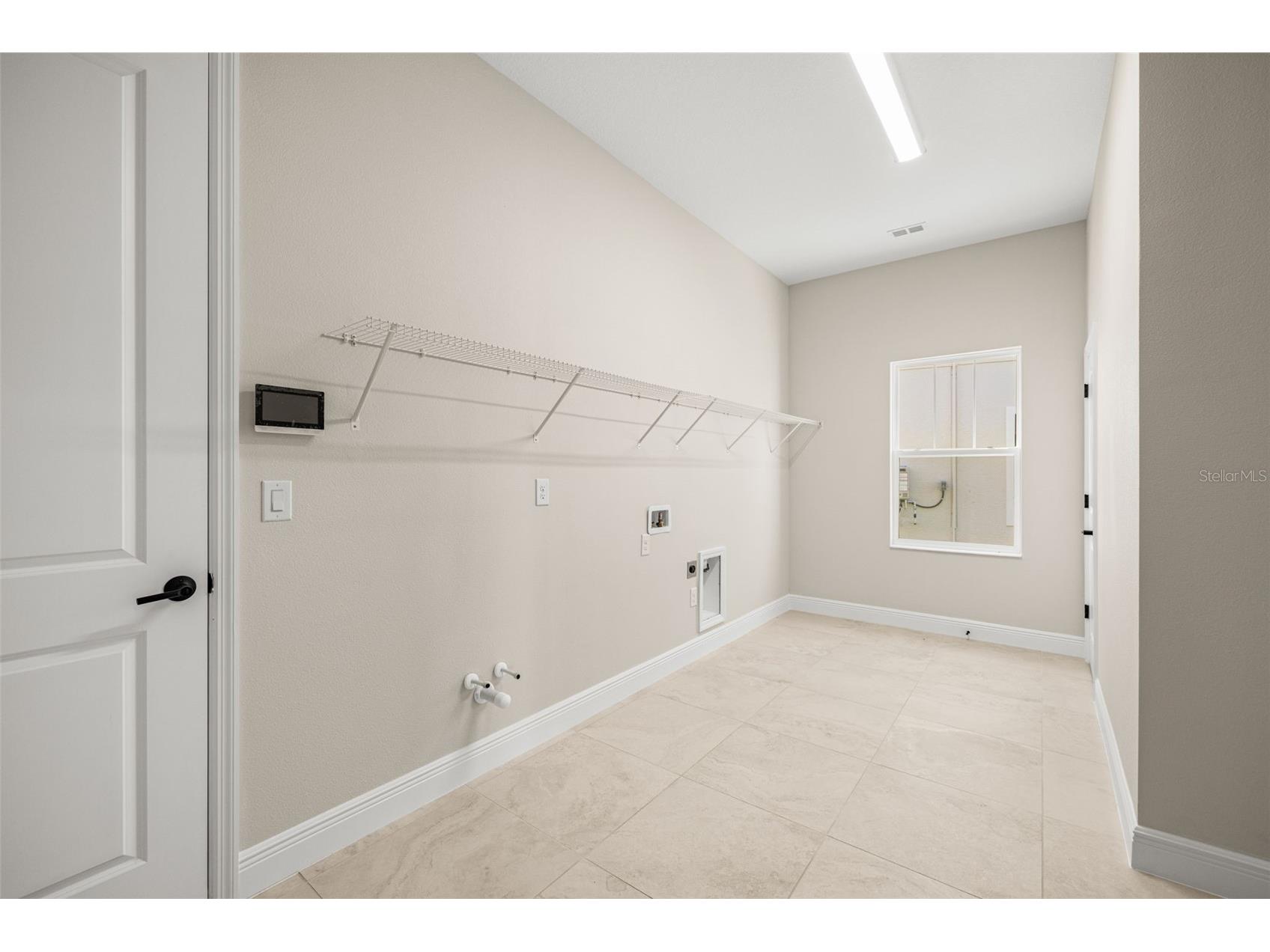 1953 Arching Branch Zephyrhills FL 33541 TB8434061 image26