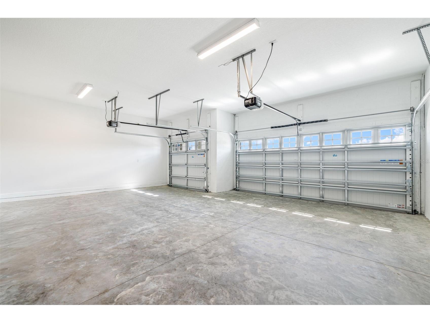 1953 Arching Branch Zephyrhills FL 33541 TB8434061 image27