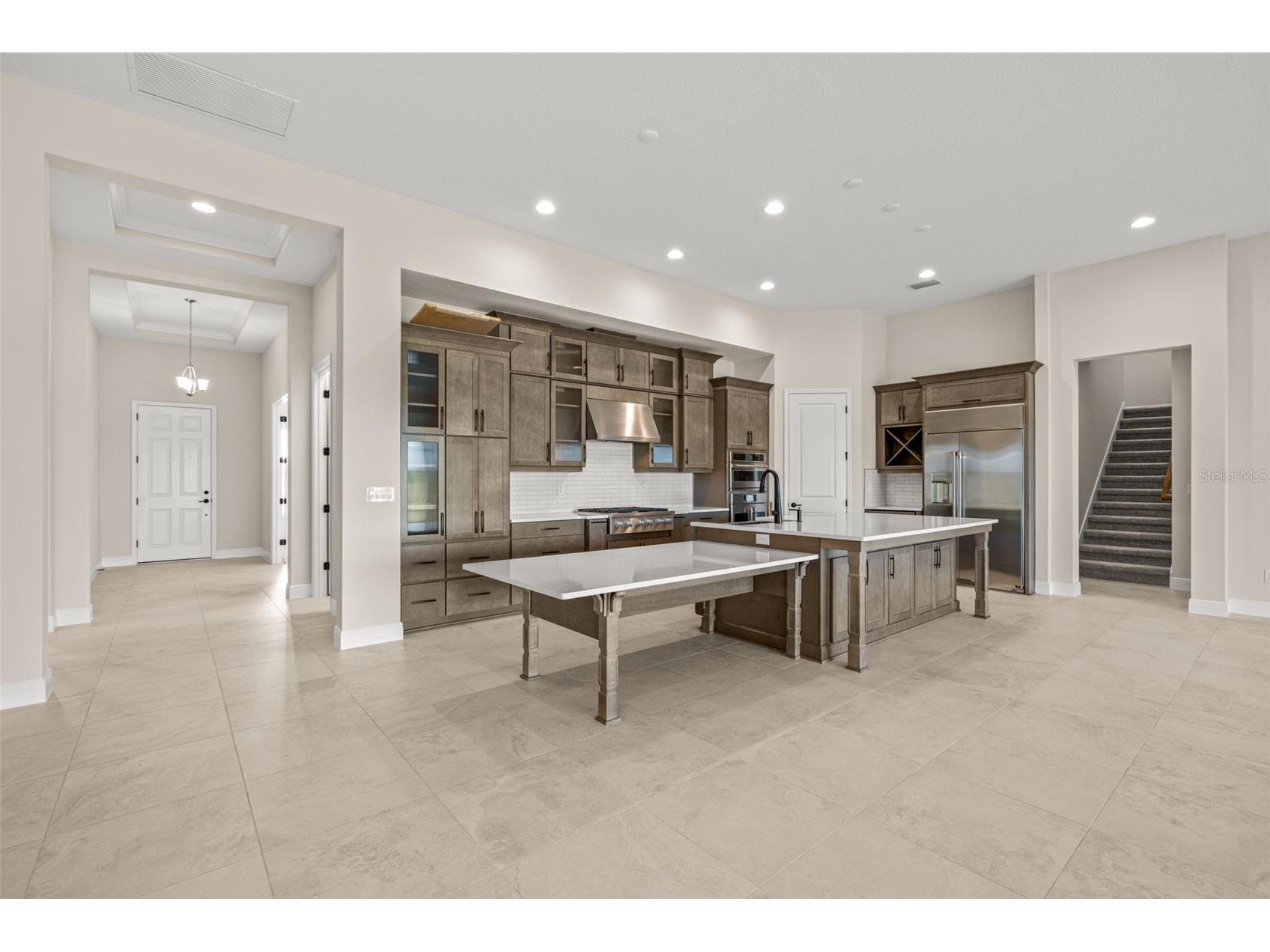 1953 Arching Branch Zephyrhills FL 33541 TB8434061 image3