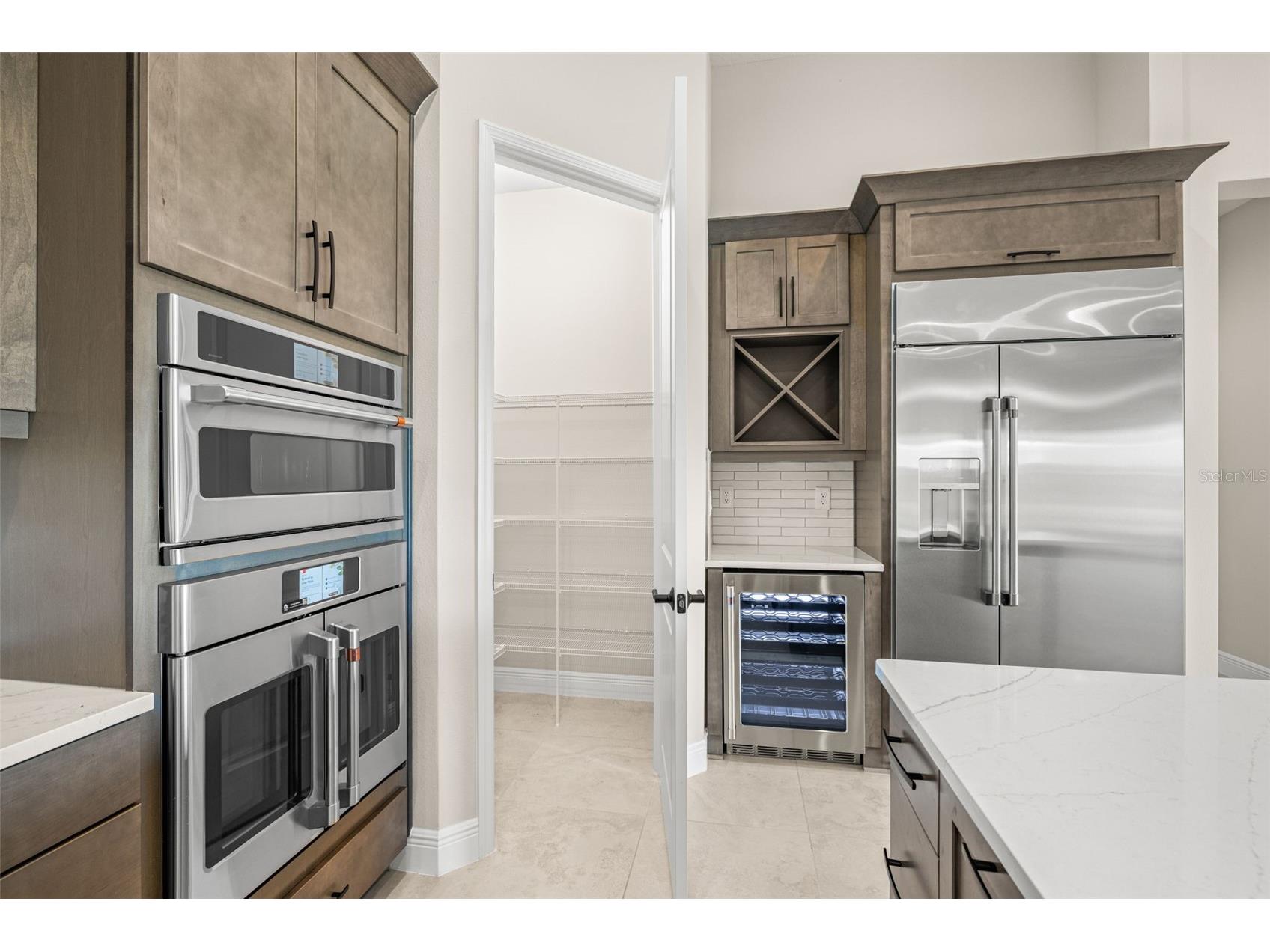 1953 Arching Branch Zephyrhills FL 33541 TB8434061 image7