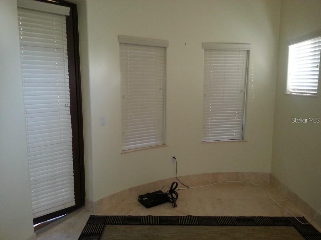 1953 Freedom Drive Clearwater FL 33755 TB8446535 image27