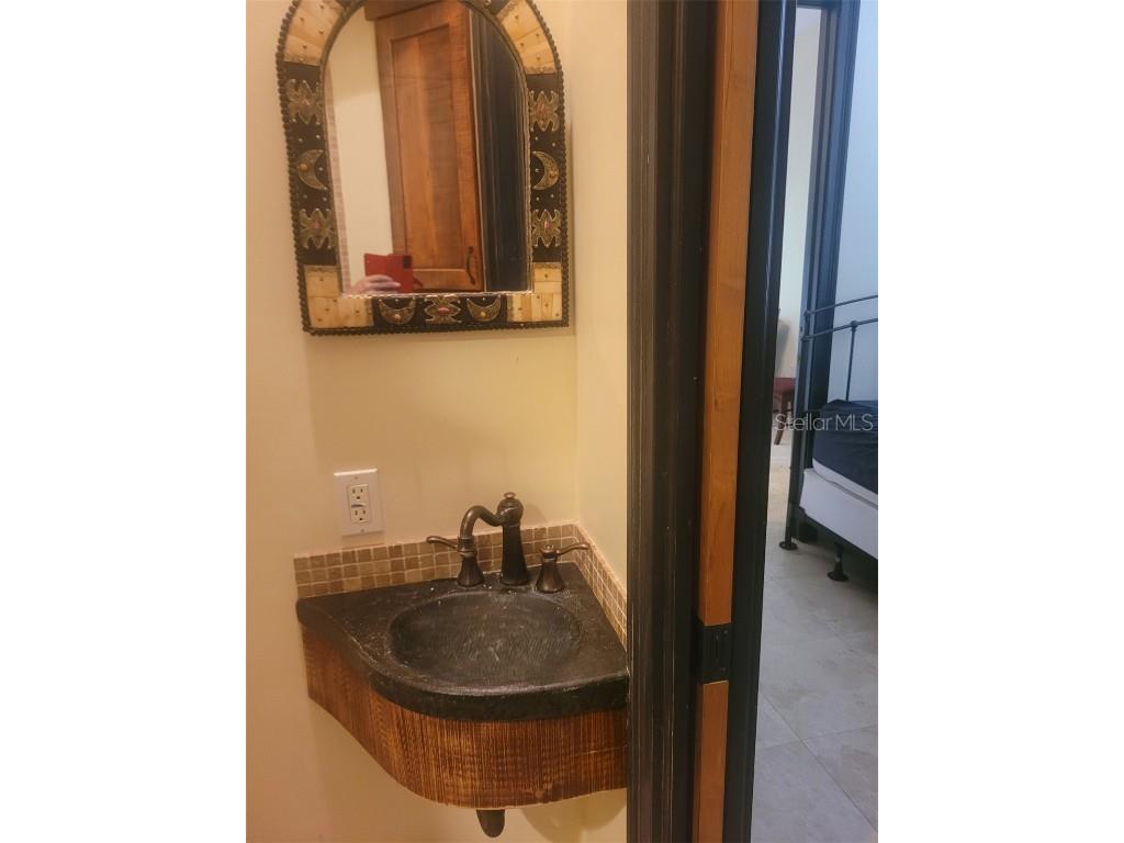 1953 Freedom Drive Clearwater FL 33755 TB8446535 image39