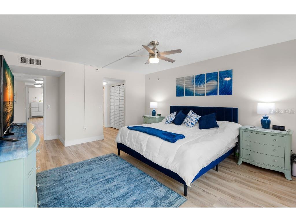 19531 Gulf Boulevard #210 Indian Shores FL 33785 TB8370625 image13