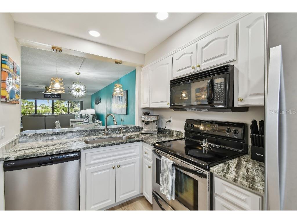 19531 Gulf Boulevard #210 Indian Shores FL 33785 TB8370625 image7