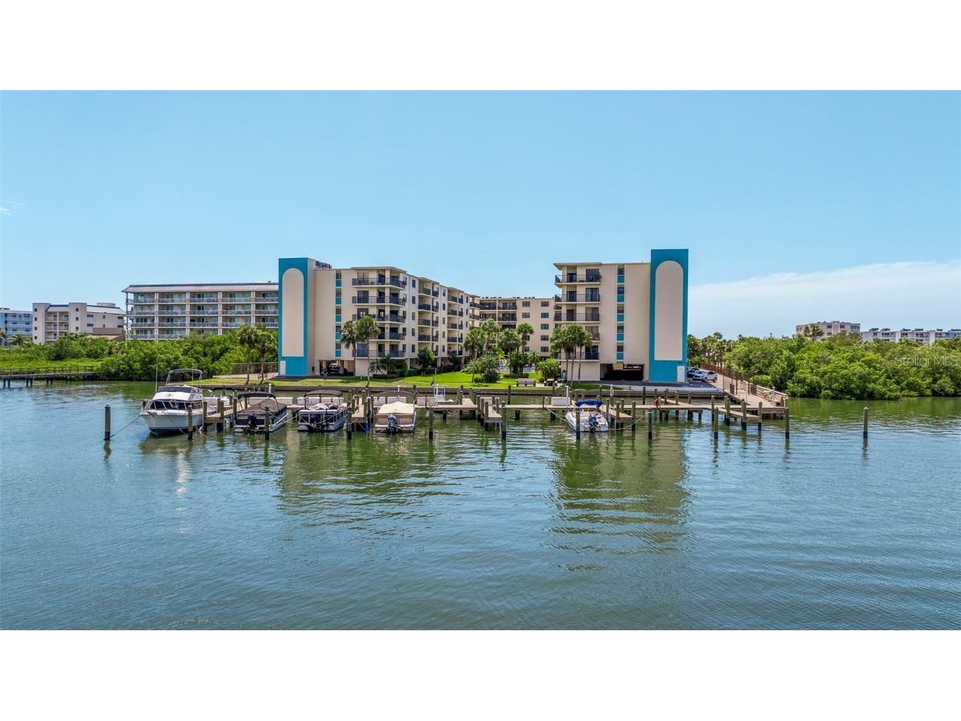 19531 Gulf Boulevard 306, Indian Shores, FL, 33785 MLS U8241142