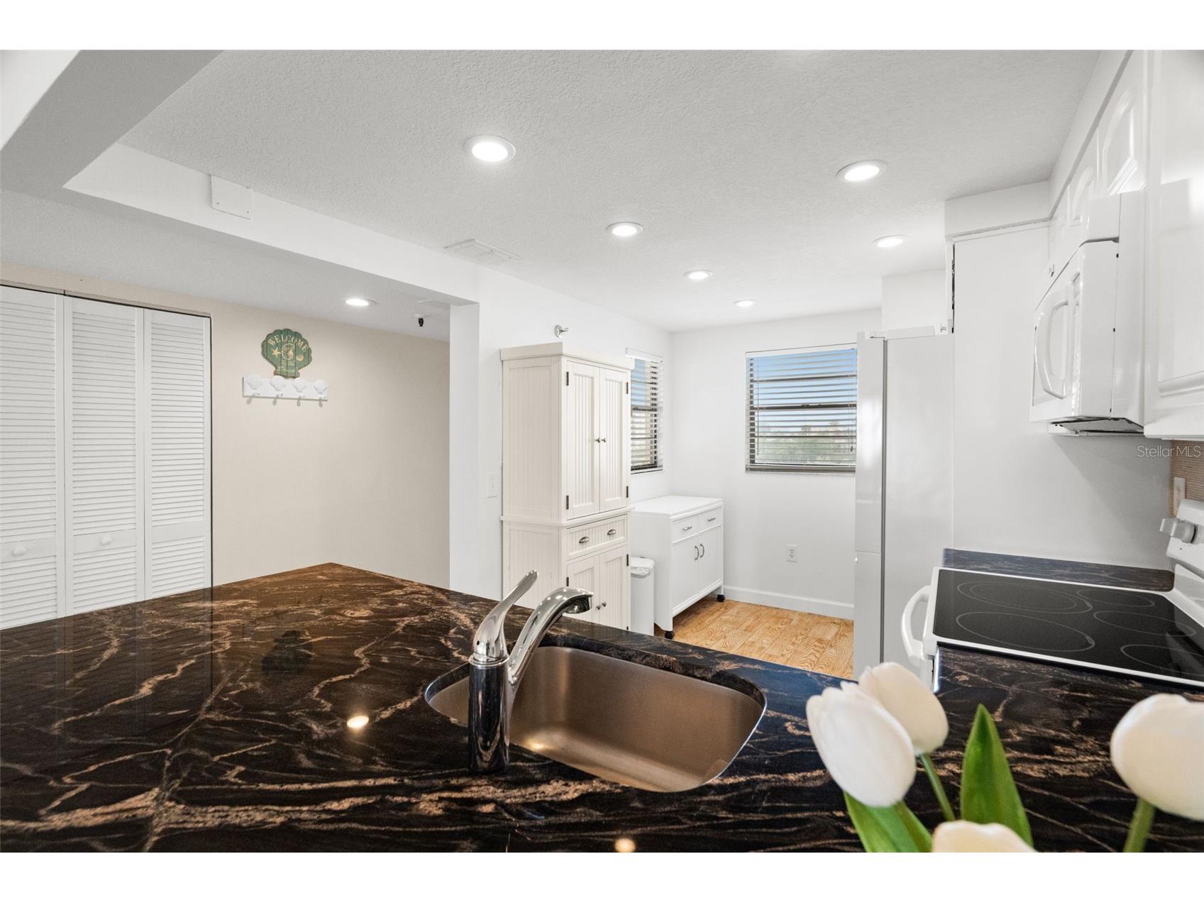 19531 Gulf Boulevard #414 Indian Shores FL 33785 - INTRACOASTAL WATERWAY TB8487618 image23