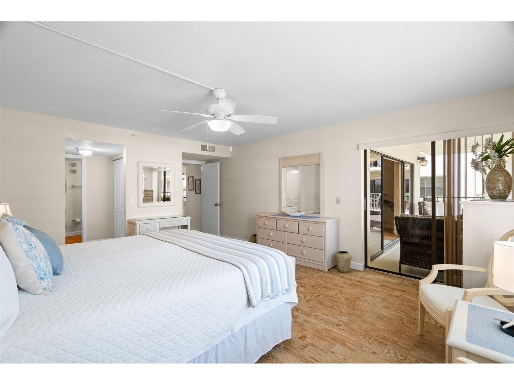 19531 Gulf Boulevard #414 Indian Shores FL 33785 - INTRACOASTAL WATERWAY TB8487618 image38