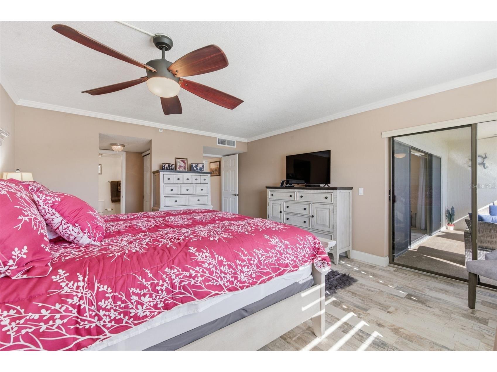19531 Gulf Boulevard #609 Indian Shores FL 33785 TB8488962 image14