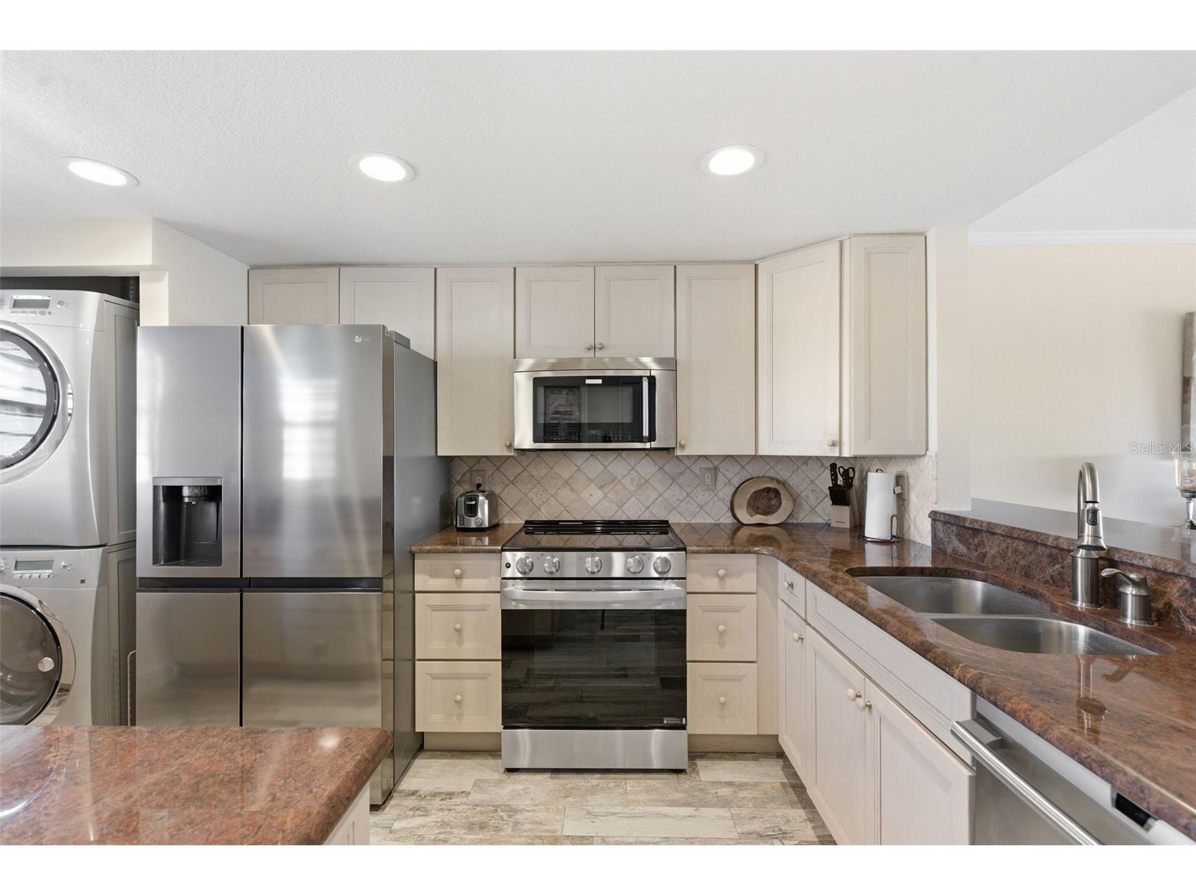 19531 Gulf Boulevard #609 Indian Shores FL 33785 TB8488962 image23