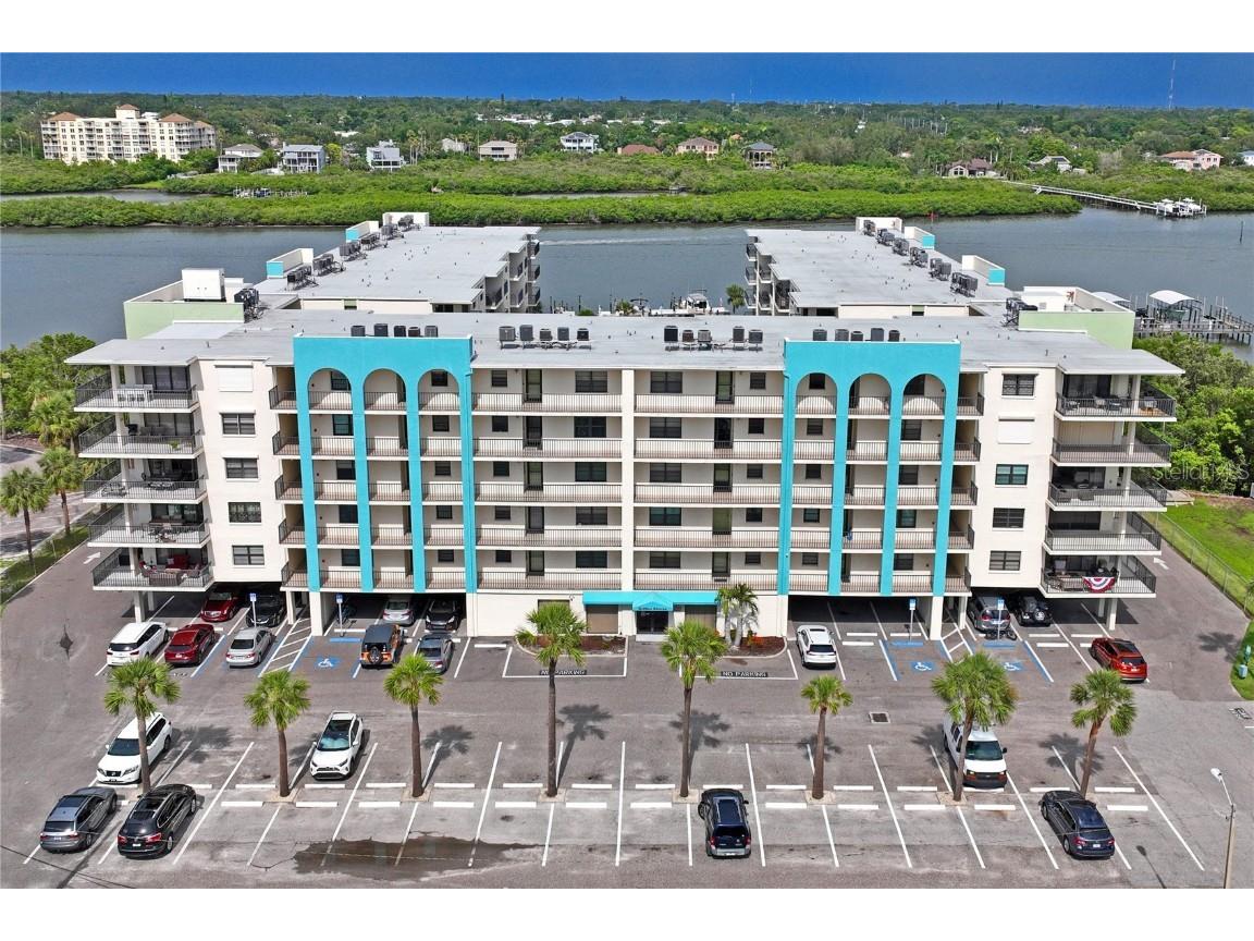 19531 Gulf Boulevard #611 Indian Shores FL 33785 W7876709 image1