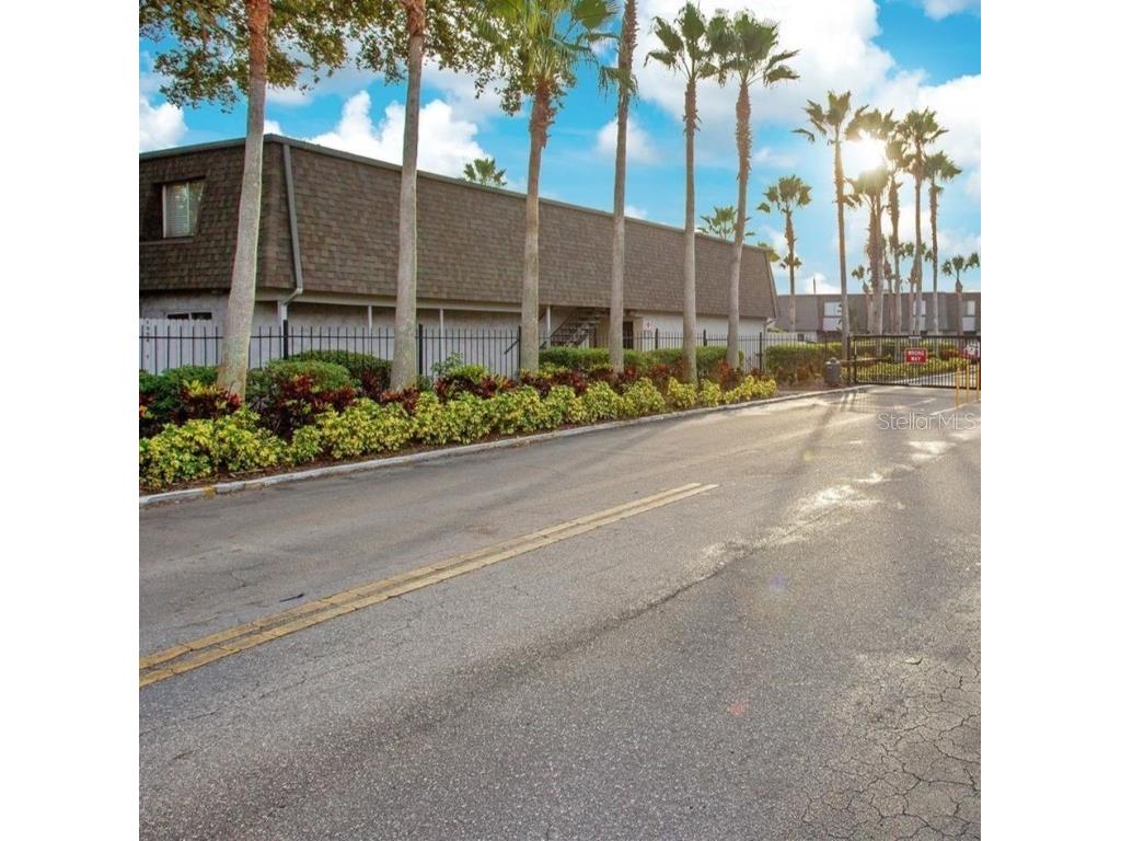 1954 Conway Road #10 Orlando FL 32812 O6263365 image1