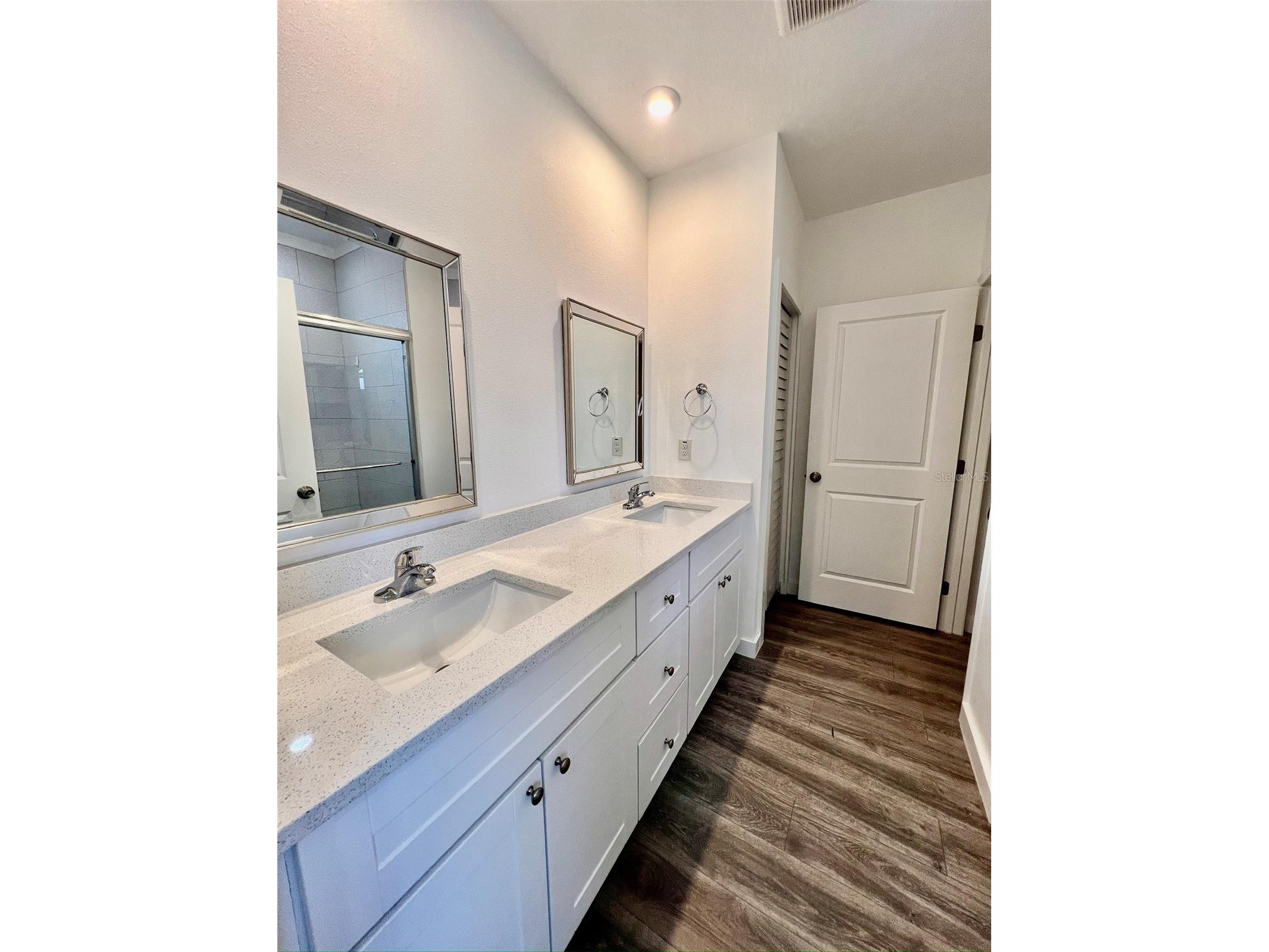 1954 Freedom Drive Clearwater FL 33755 TB8490782 image10