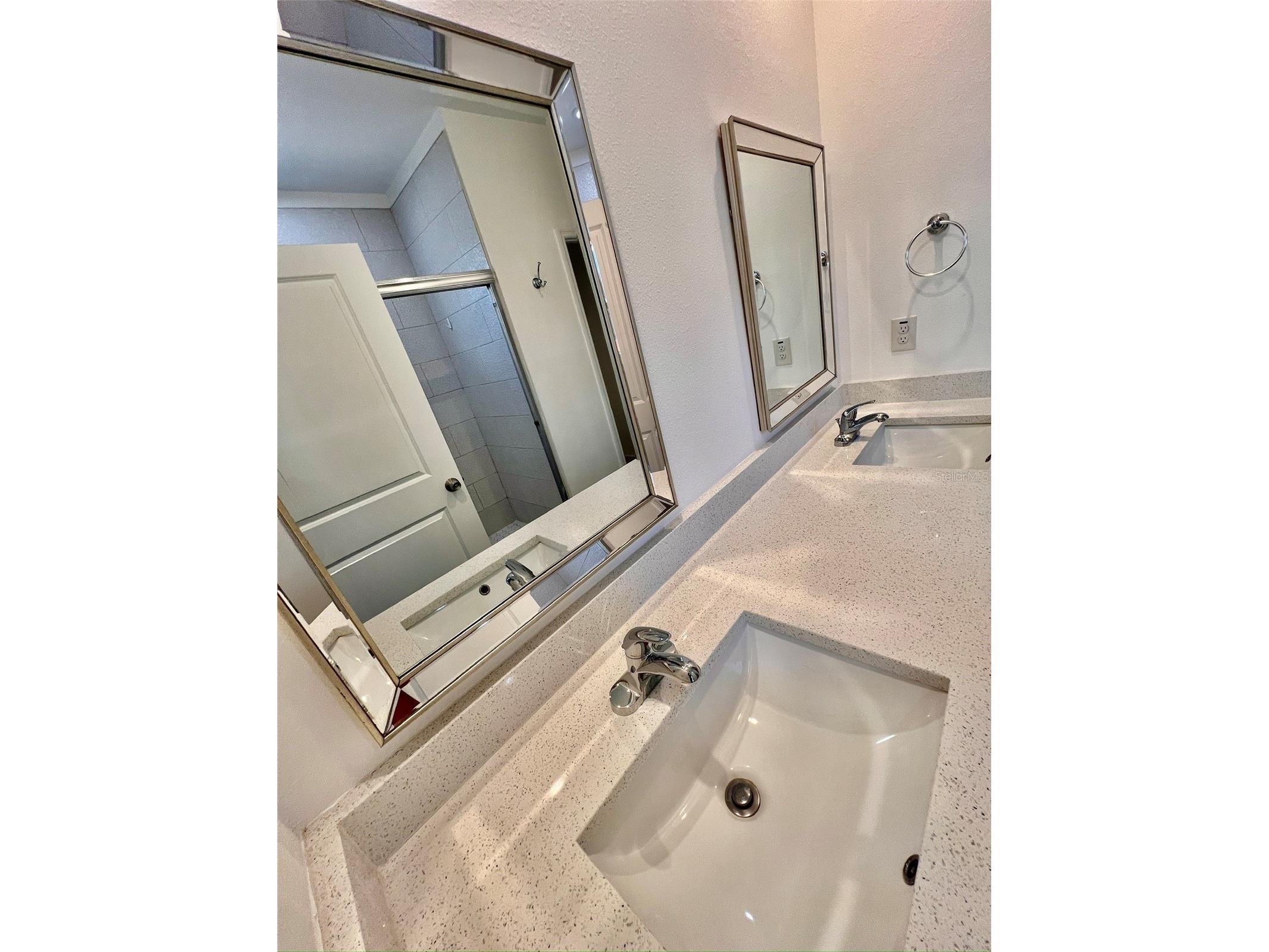 1954 Freedom Drive Clearwater FL 33755 TB8490782 image13