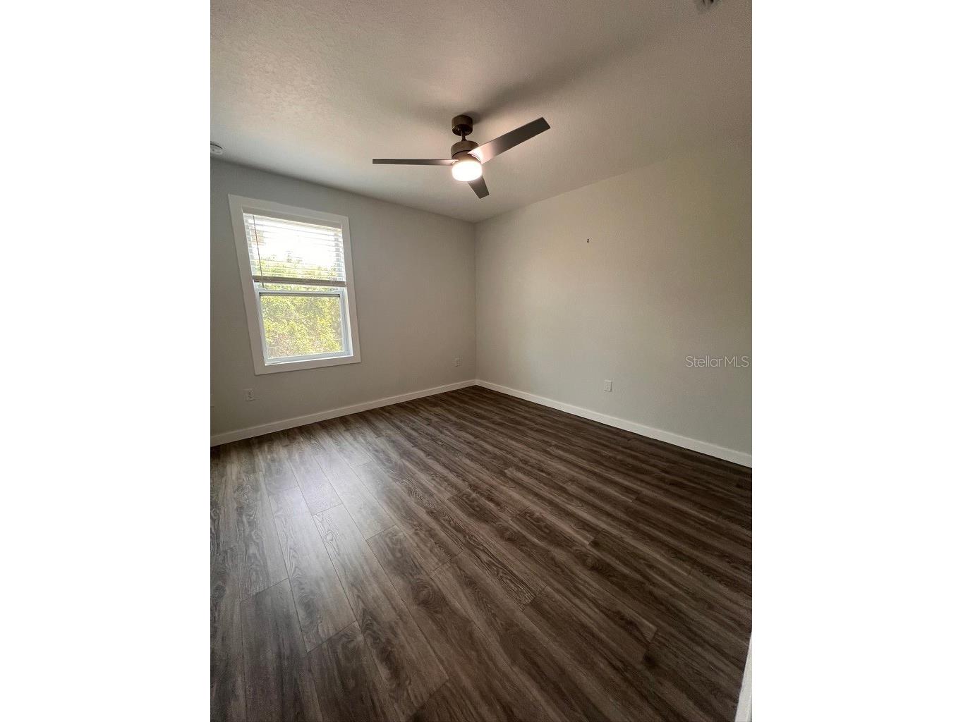 1954 Freedom Drive Clearwater FL 33755 TB8490782 image27
