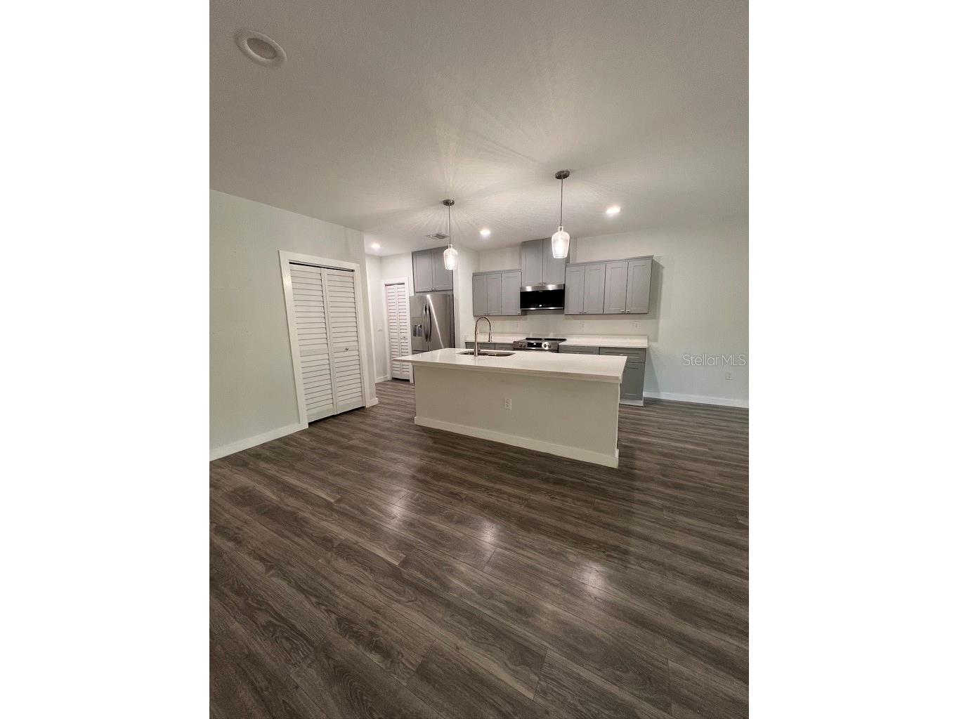 1954 Freedom Drive Clearwater FL 33755 TB8490782 image9