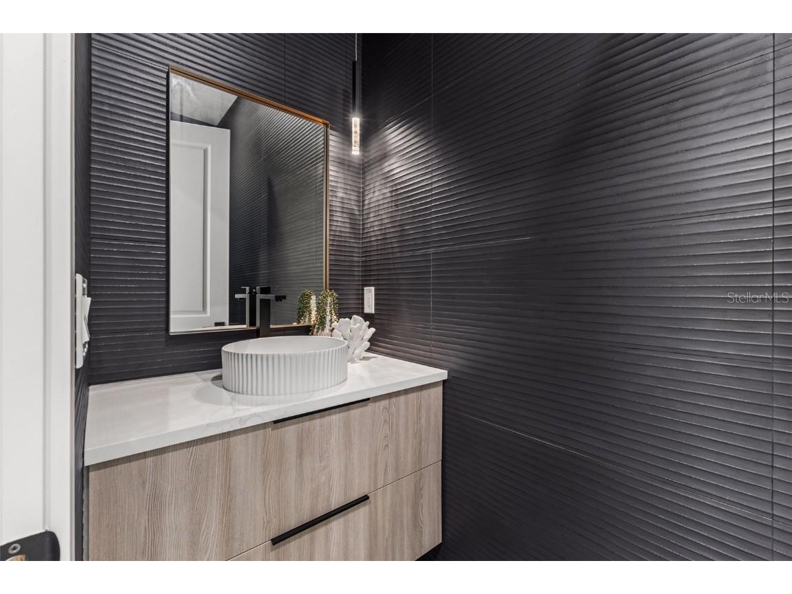 1954 Iowa Avenue NE Saint Petersburg FL 33703 TB8319730 image26