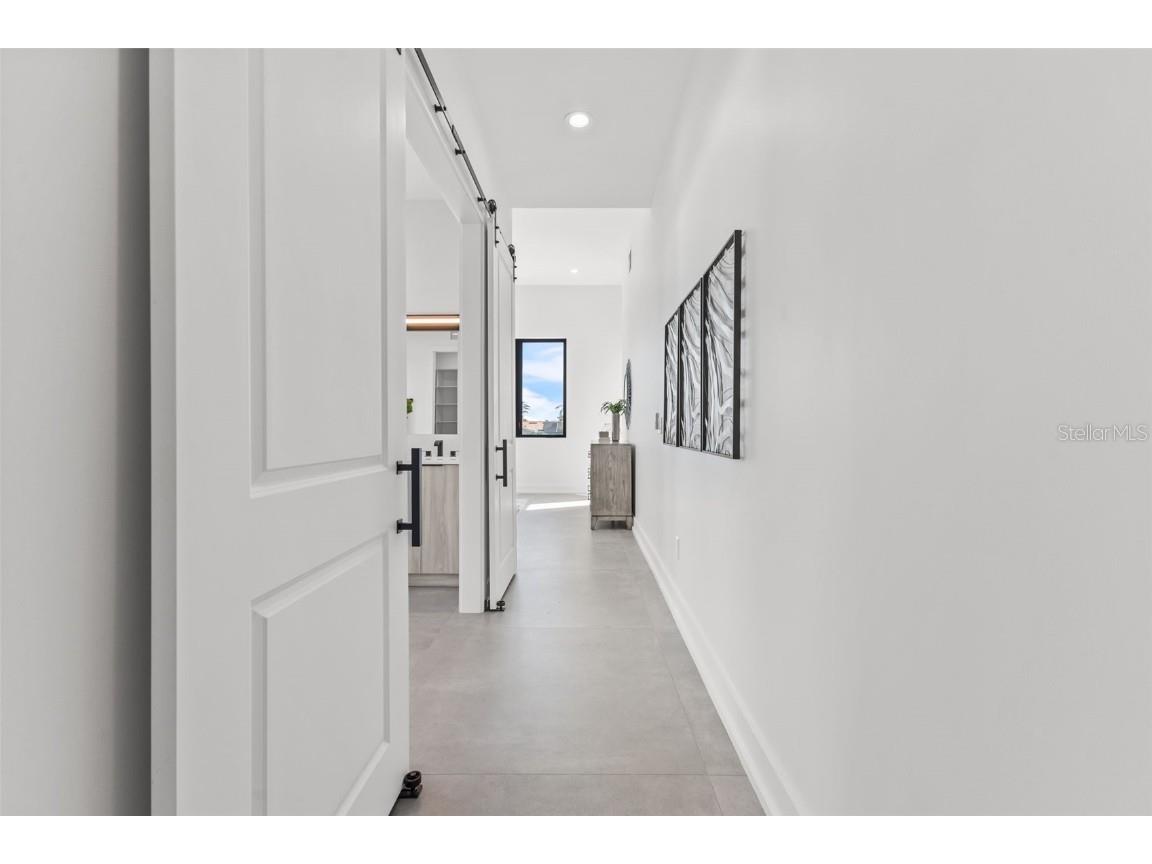 1954 Iowa Avenue NE Saint Petersburg FL 33703 TB8319730 image27