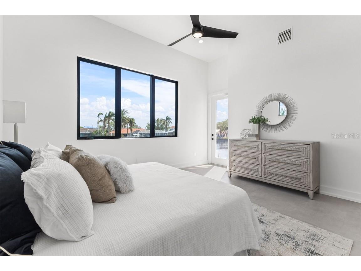 1954 Iowa Avenue NE Saint Petersburg FL 33703 TB8319730 image29